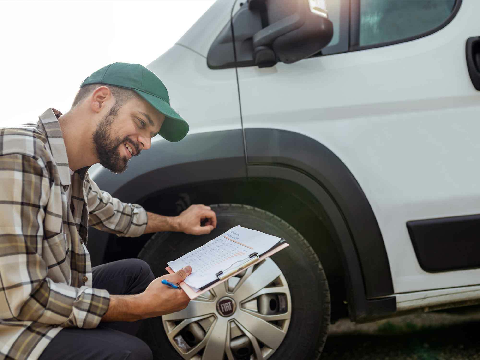 Fleet Management Costs: Common Expenses and How To Calculate Them