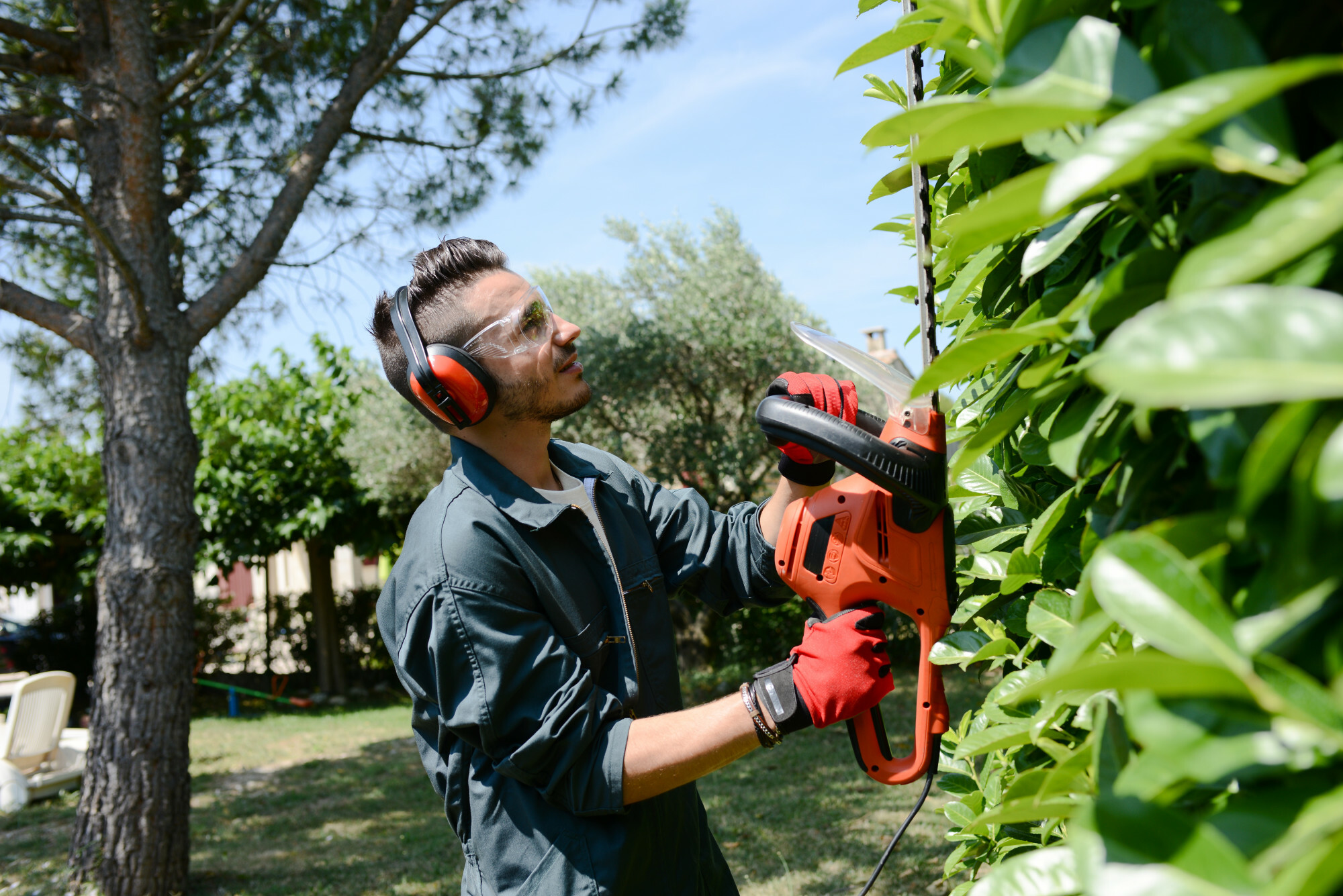 Lawncare Company Issues Solved by Intelligent Fleet Management Systems