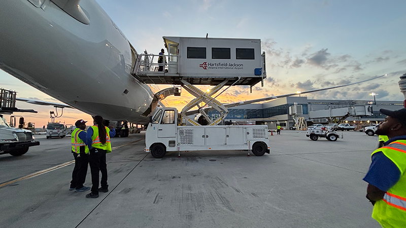 When a Driver Goes Missing at the Country’s Busiest Airport, Linxup Finds Him